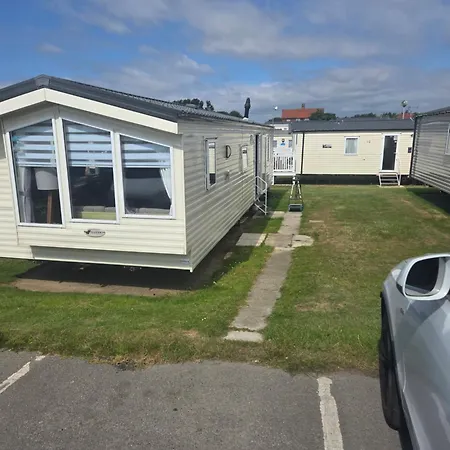 Cayton Bay 3 Bed Holiday park