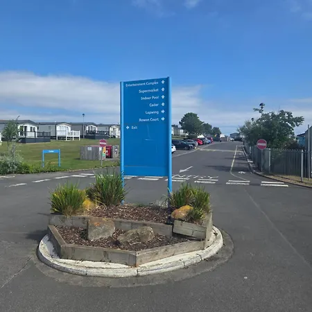 Cayton Bay 3 Bed Holiday park *